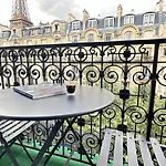 140m2 Vue Sur Tour Eiffel Apartamento