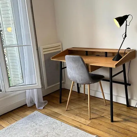 140m2 Vue Sur Tour Eiffel Apartment