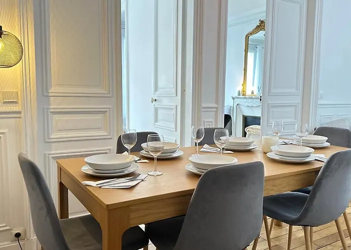 Apartment 140m2 Vue Sur Tour Eiffel Paris