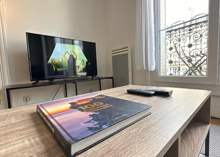 140m2 Vue Sur Tour Eiffel Daire *
