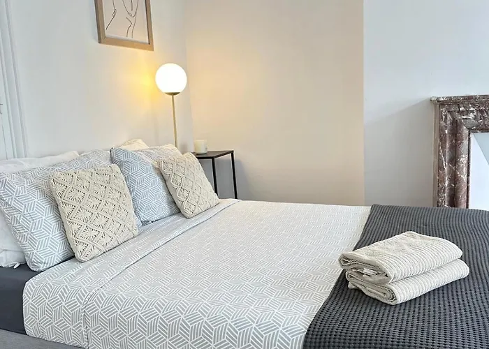 140m2 Vue Sur Tour Eiffel Daire *